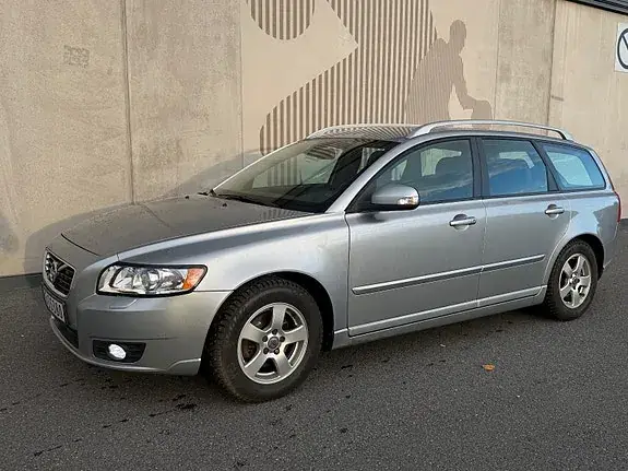 Volvo V50 2011 photo 5