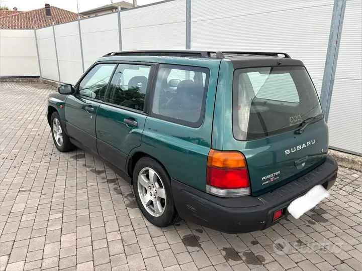 Subaru Forester 1999 photo 3