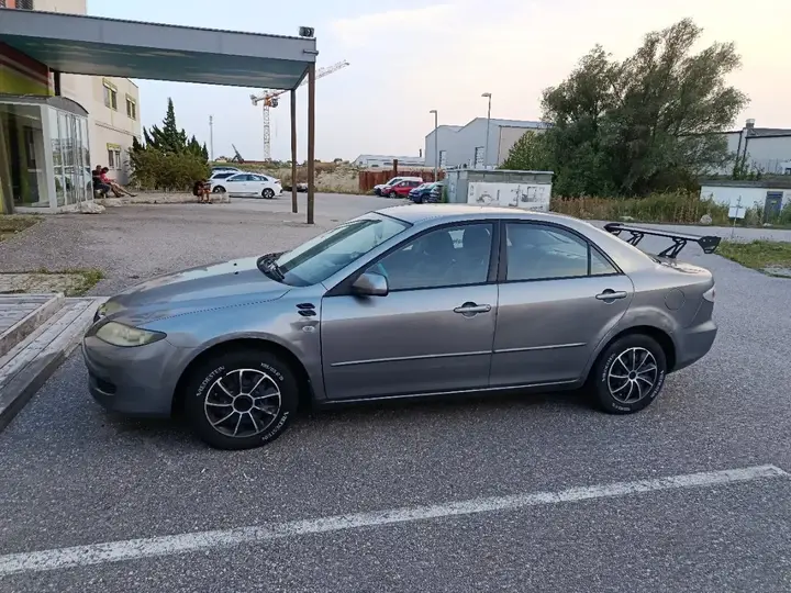 Mazda Mazda6 2003 photo 2