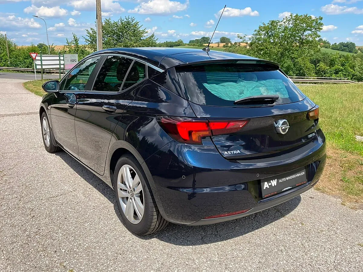 Opel Astra 2019 photo 3