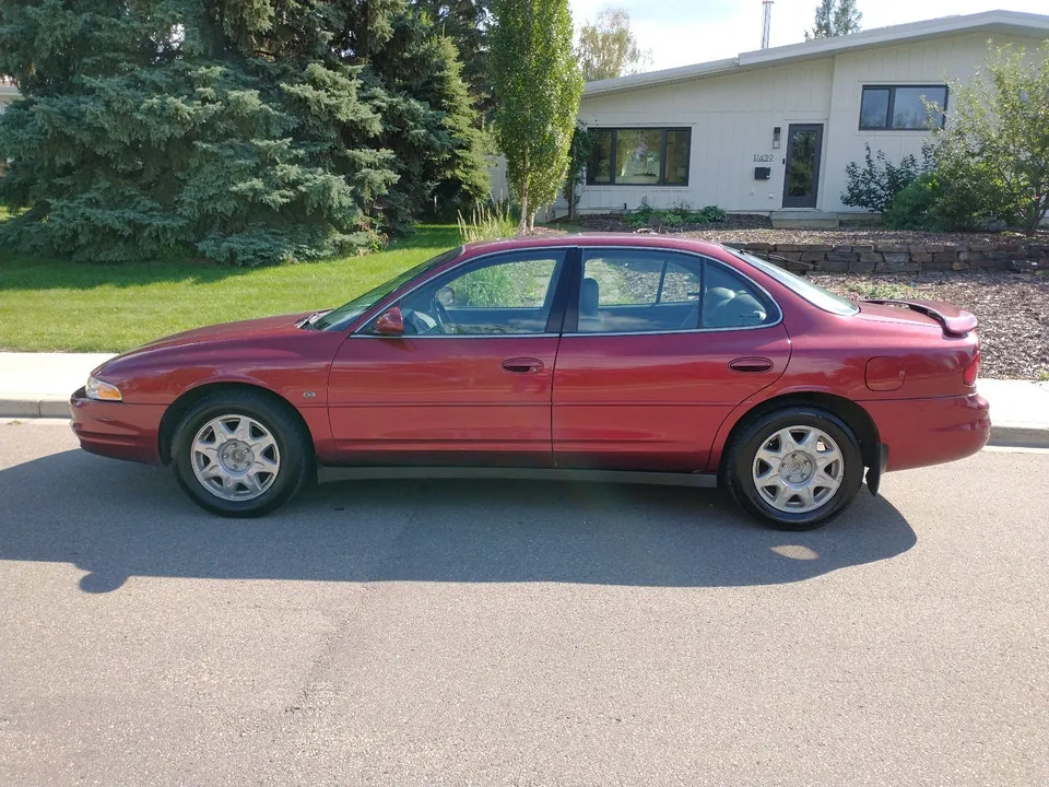 Buick Lucerne 2001 photo 2