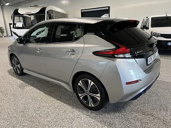 Nissan Leaf 2022 photo 2