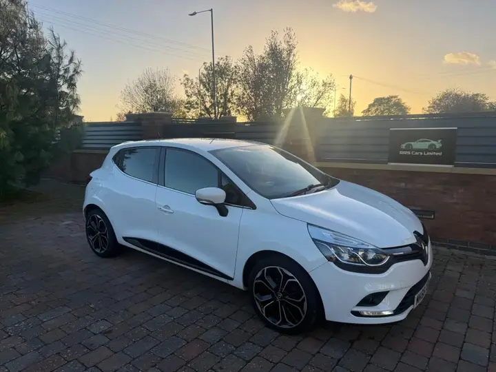 Renault Clio 2018 photo 2