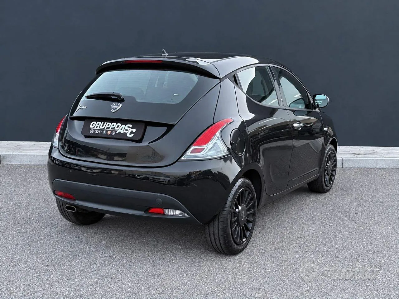 Lancia Ypsilon 2012 photo 5