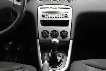Peugeot 308 2013 photo 3