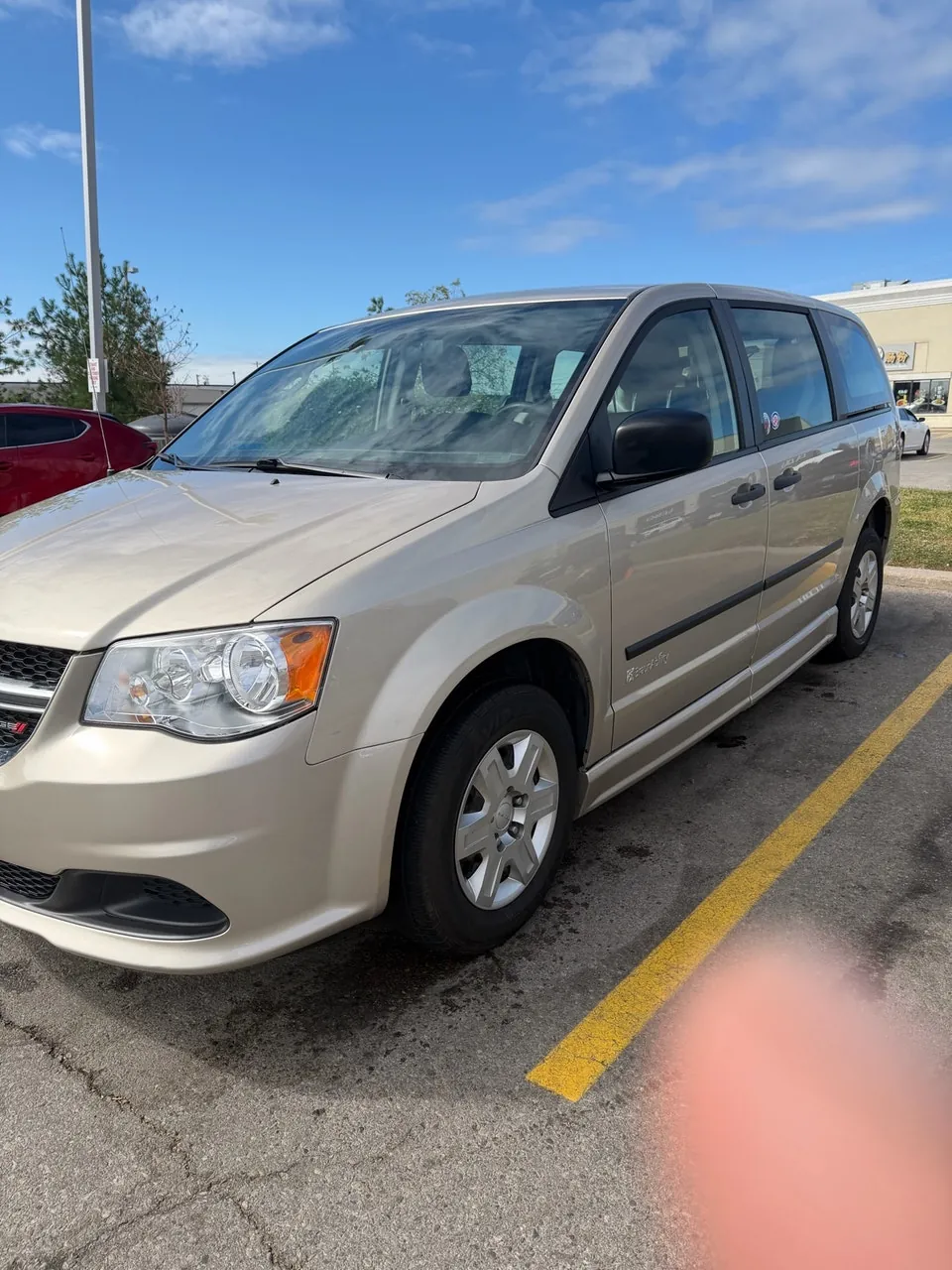 Dodge Grand Caravan 2013 photo 2