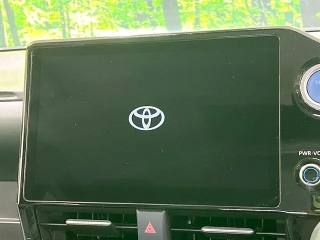 Toyota Noah 2023 photo 3