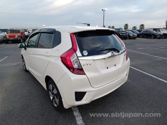 Honda Fit 2014 photo 3
