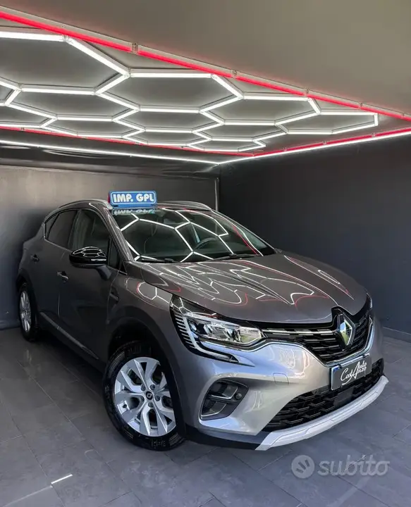 Renault Captur 2022 photo 2