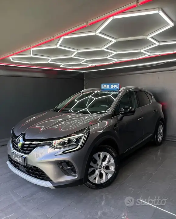 Renault Captur 2022 photo 4