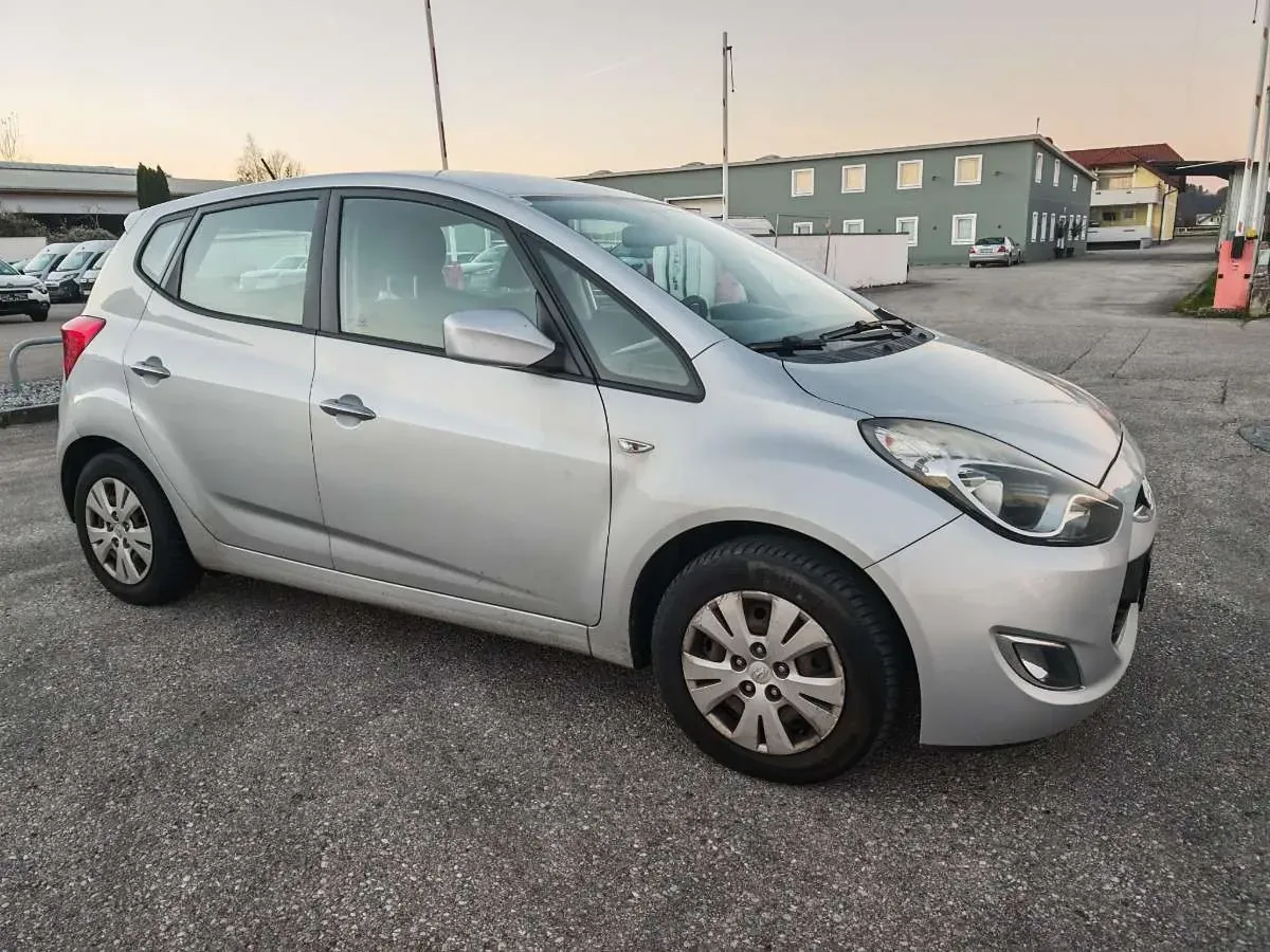 Hyundai Ix20 2011 photo 2