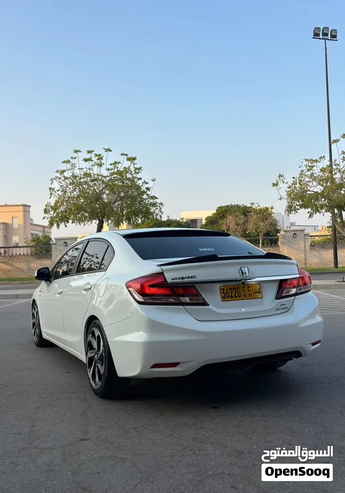 Honda Civic 2013 photo 3