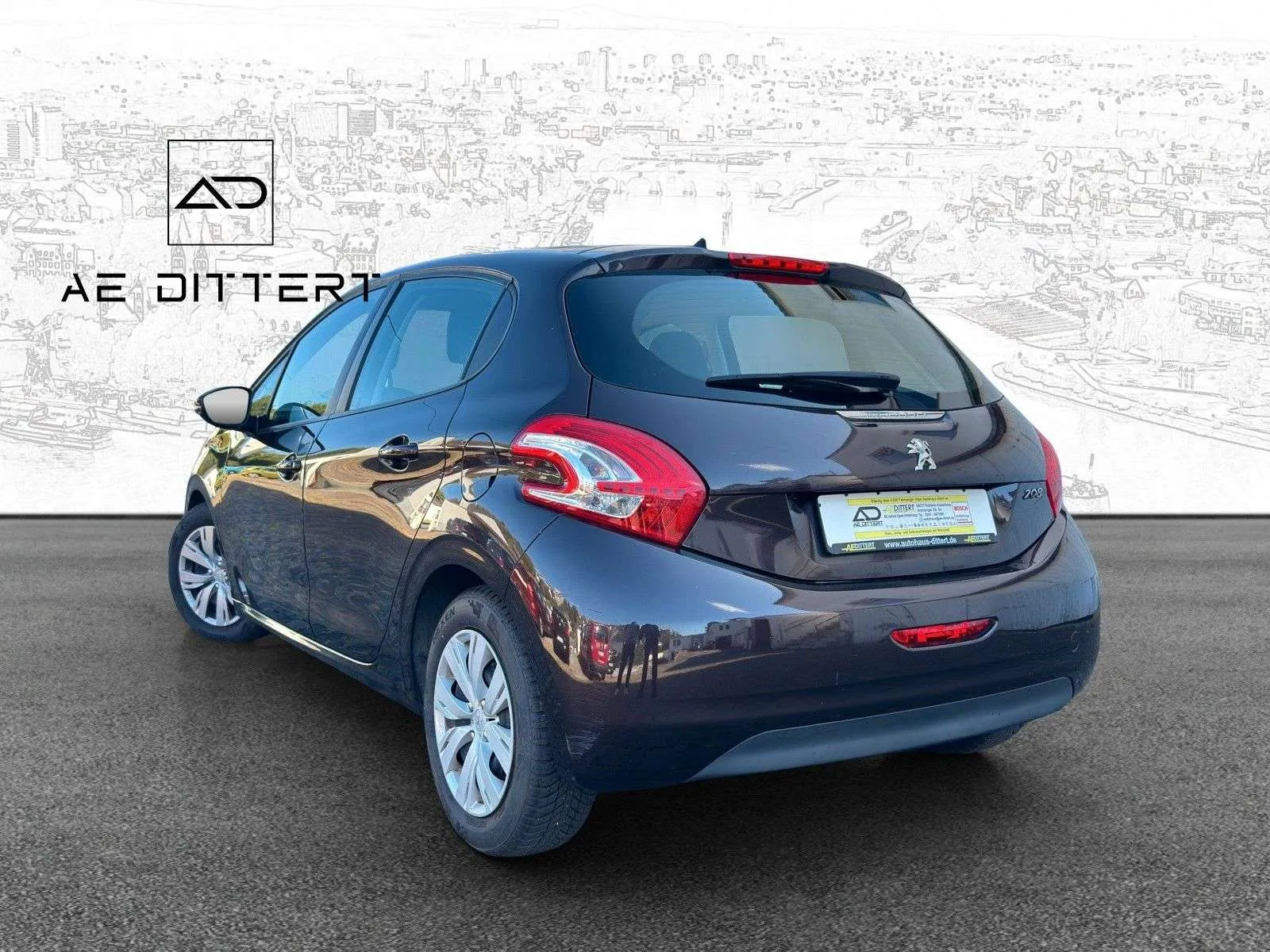 Peugeot 208 2012 photo 3