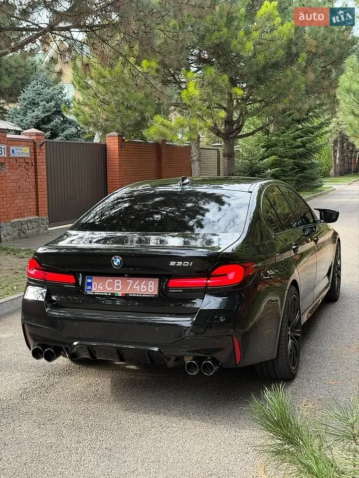 BMW 5 Series 2019 photo 3