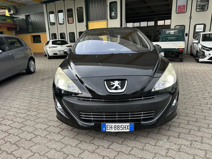 Peugeot 308 2011 photo 3