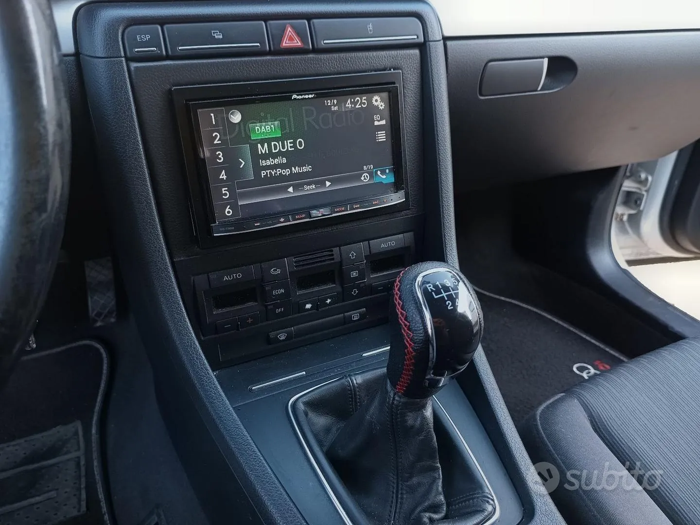 Audi A4 2006 photo 5