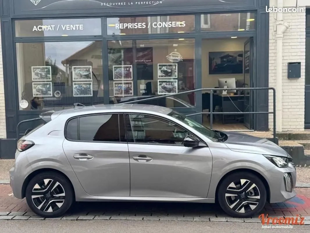 Peugeot 208 2025 photo 4