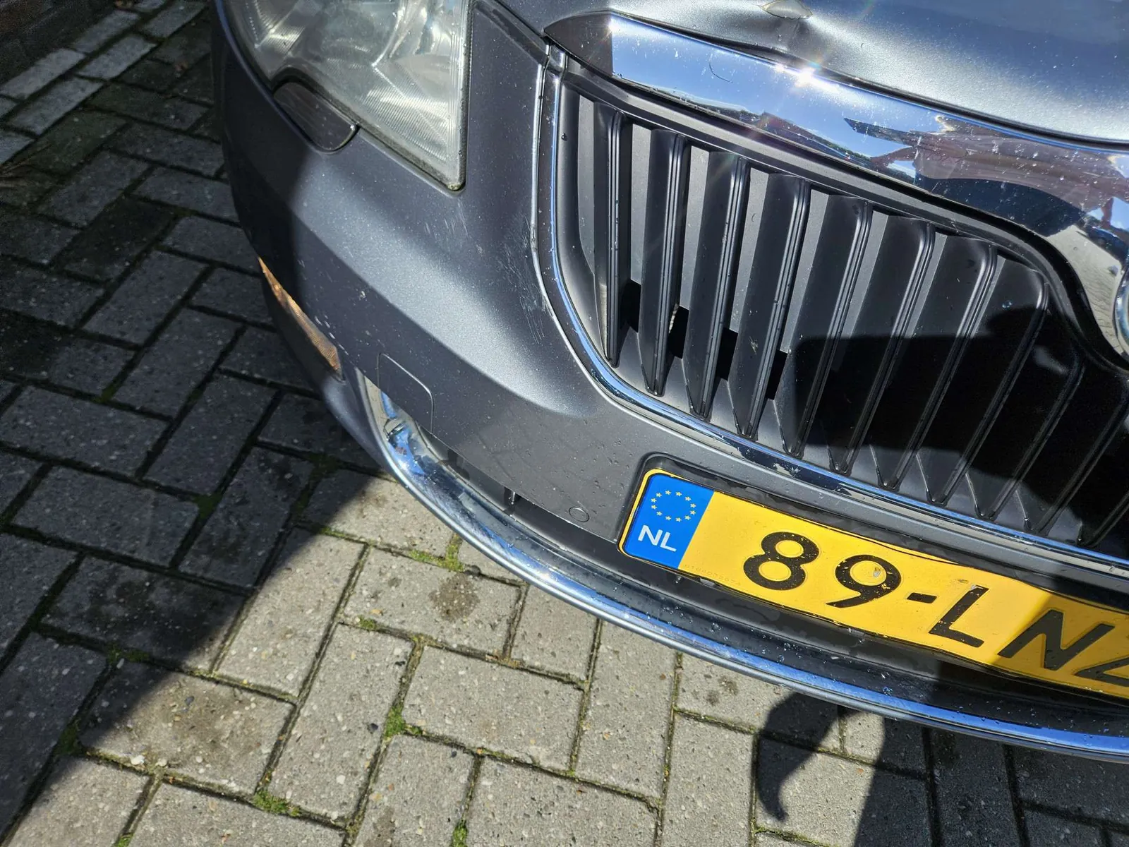 Skoda Superb Combi 2010 photo 4