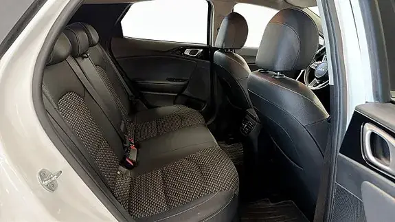 Kia Xceed 2022 photo 5