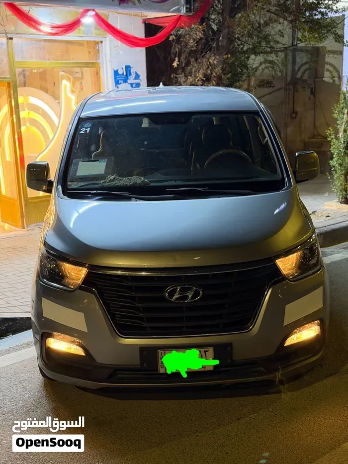 Hyundai Staria