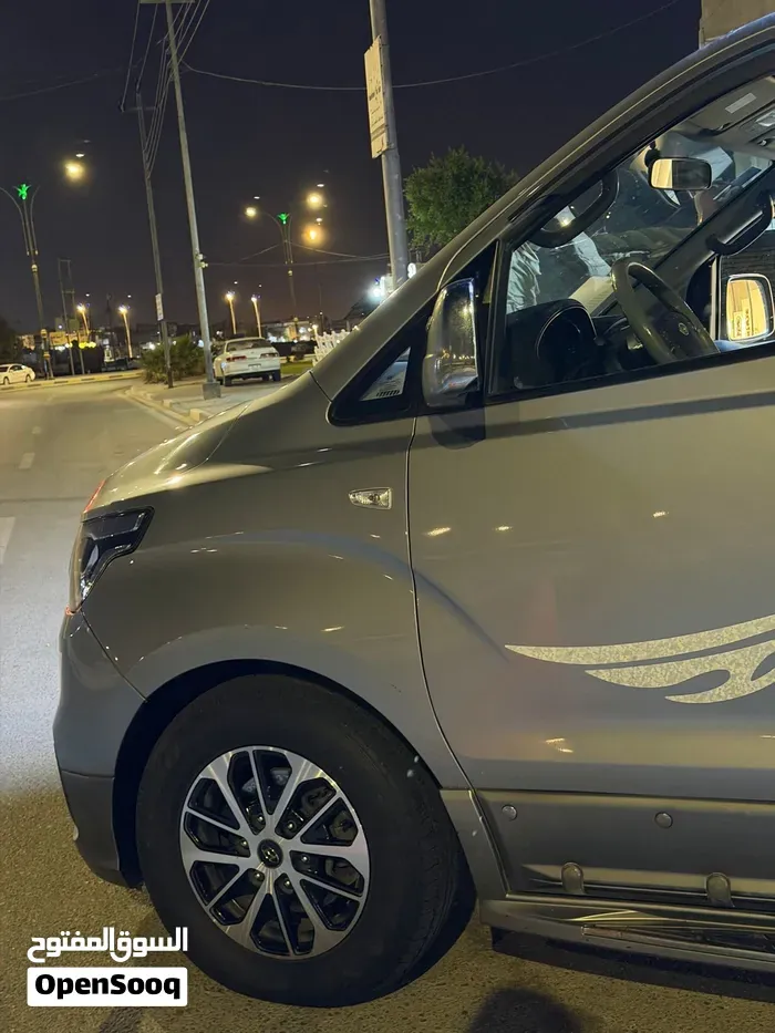 Hyundai Staria 2021 photo 2