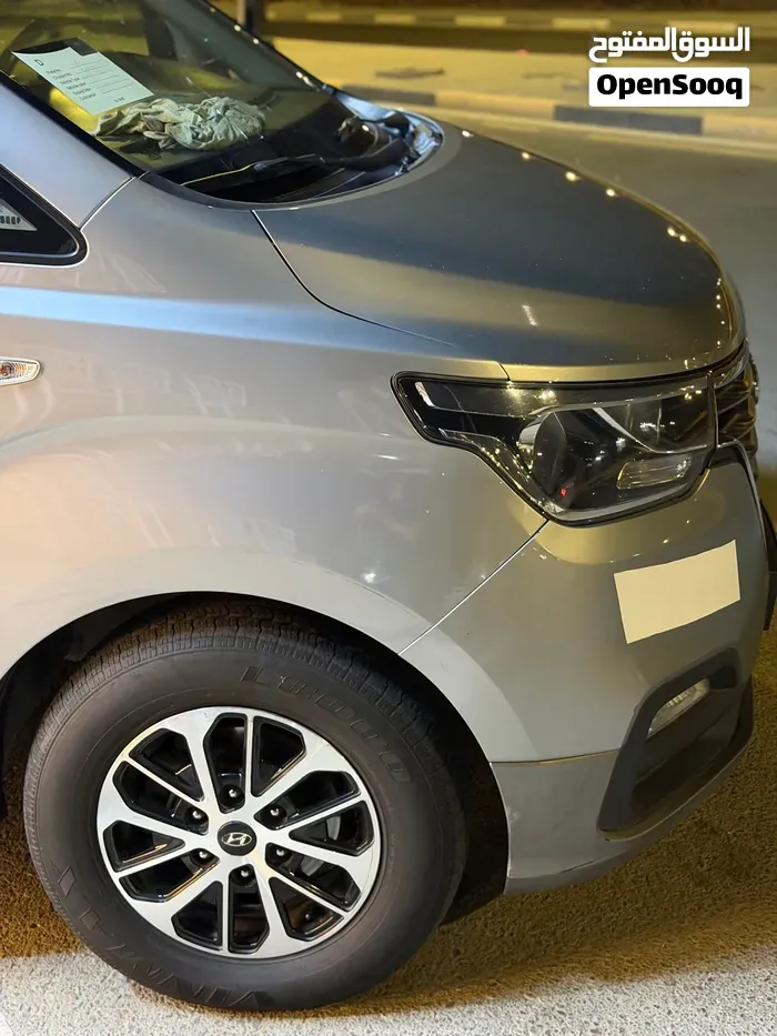 Hyundai Staria 2021 photo 3