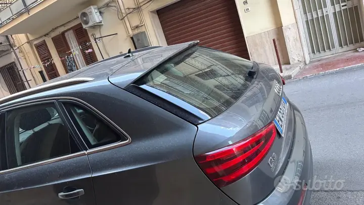 Audi Q3 2014 photo 2