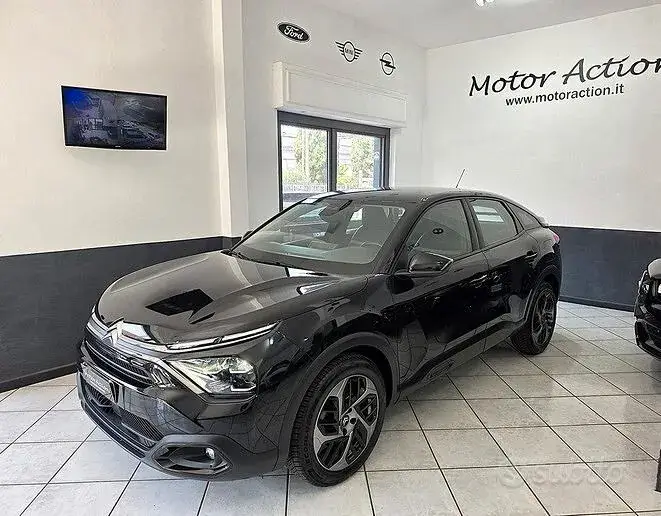 Citroen C4 2023 photo 2