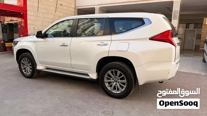 Mitsubishi Montero Sport