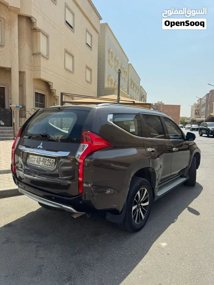 Mitsubishi Montero Sport 2017 photo 5