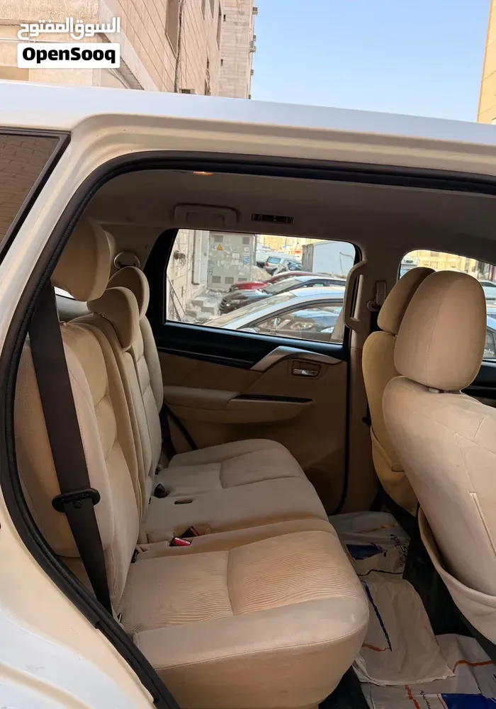 Mitsubishi Montero Sport 2017 photo 3