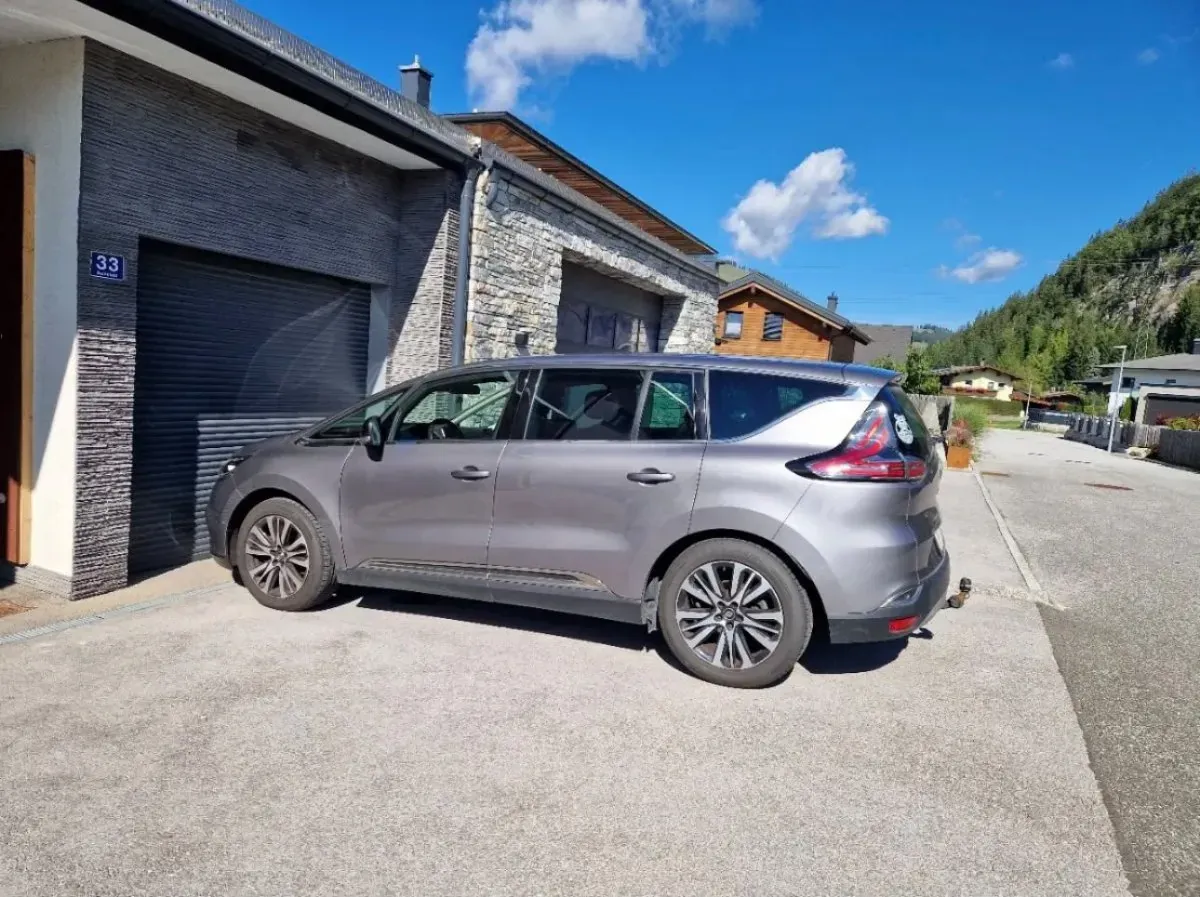 Renault Espace 2016 photo 2