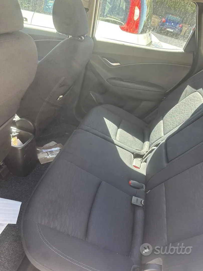 Hyundai Ix20 2013 photo 5