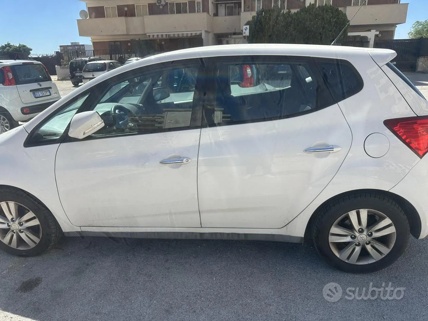 Hyundai Ix20 2013 photo 3