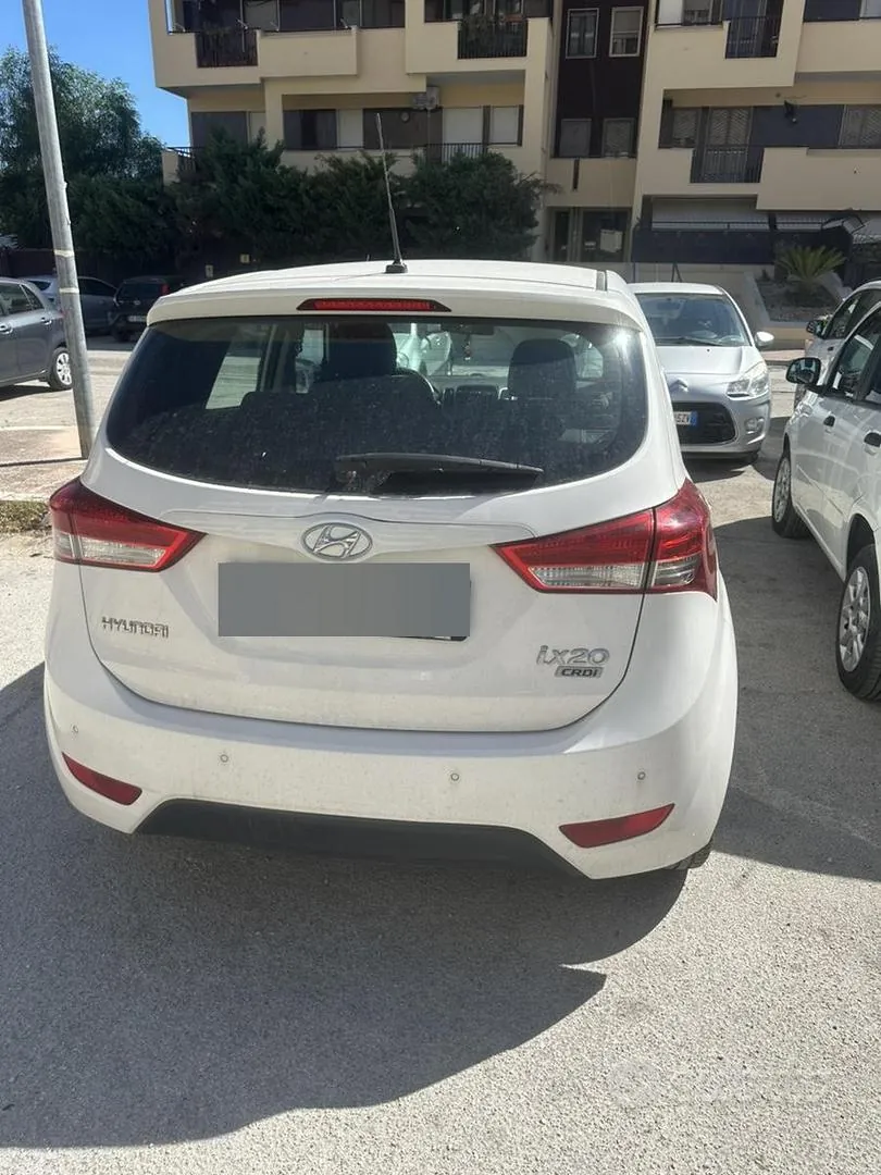 Hyundai Ix20 2013 photo 2