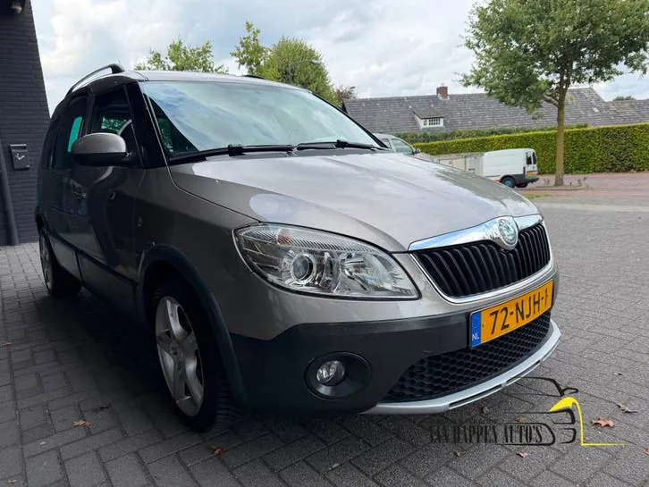 Skoda Roomster 2010 photo 3