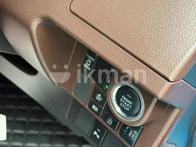 Toyota Roomy 2018 photo 5