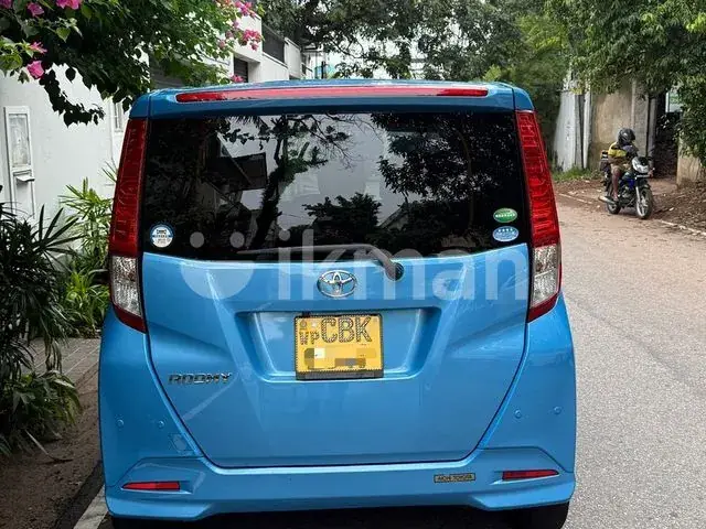 Toyota Roomy 2018 photo 3