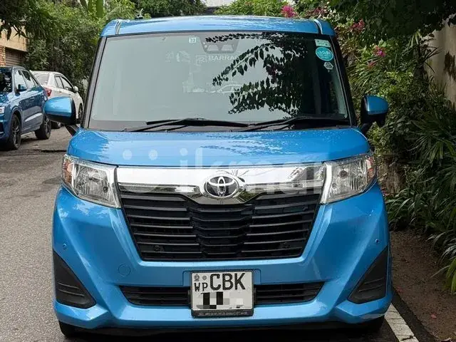 Toyota Roomy 2018 photo 2