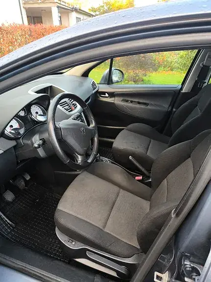 Peugeot 207 2007 photo 5