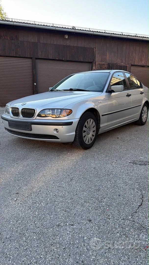 BMW 318I 2000 photo 2