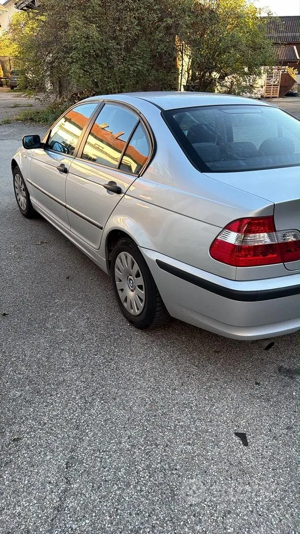BMW 318I 2000 photo 3