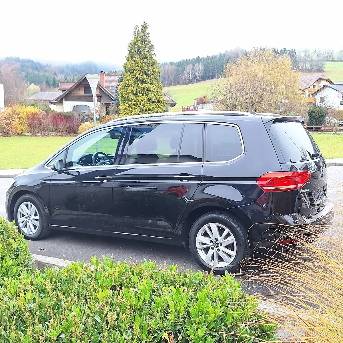 Volkswagen Touran 2021 photo 3