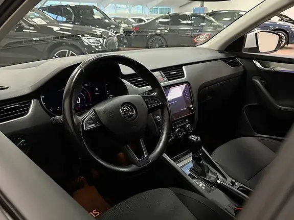 Skoda Octavia 2020 photo 5
