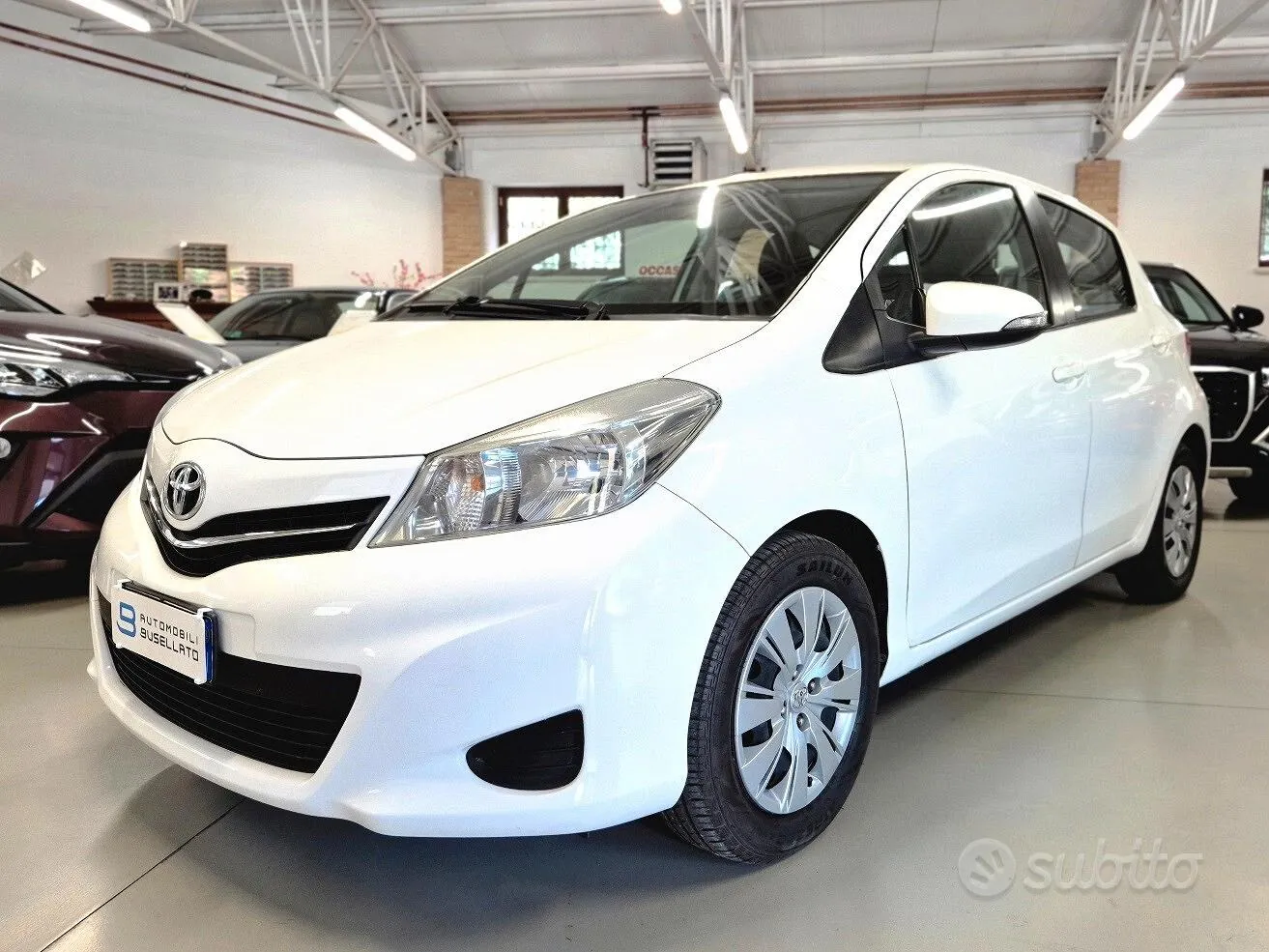 Toyota Yaris 2013 photo 3