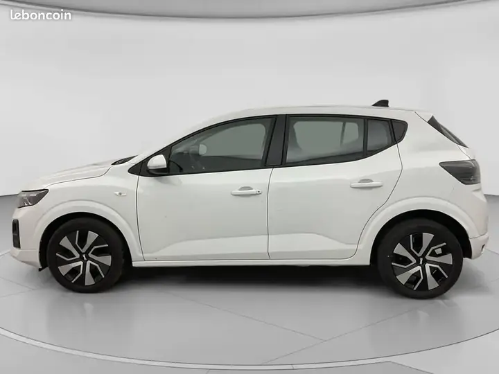 Dacia Sandero 2026 photo 2