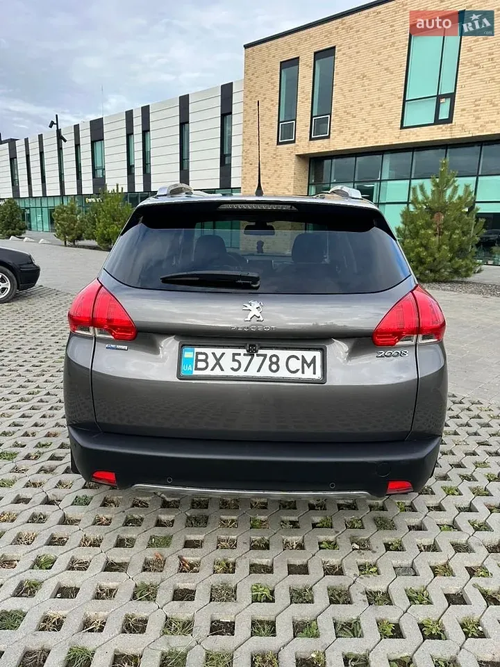 Peugeot 2008 2016 photo 5