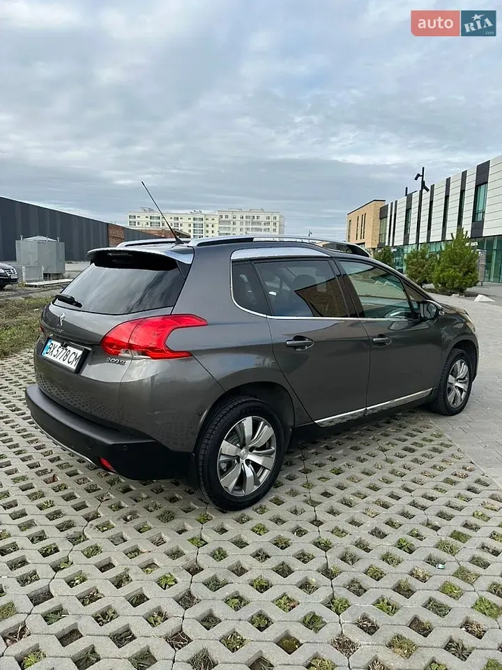Peugeot 2008 2016 photo 4