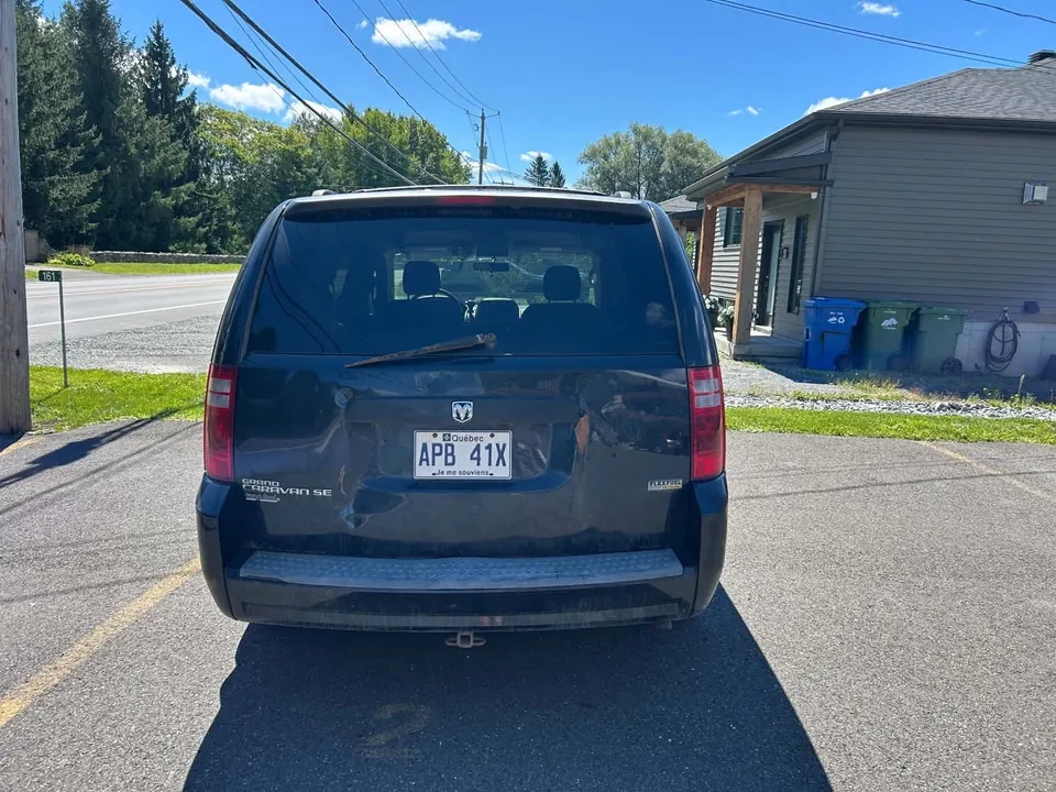 Dodge Caravan 2008 photo 4