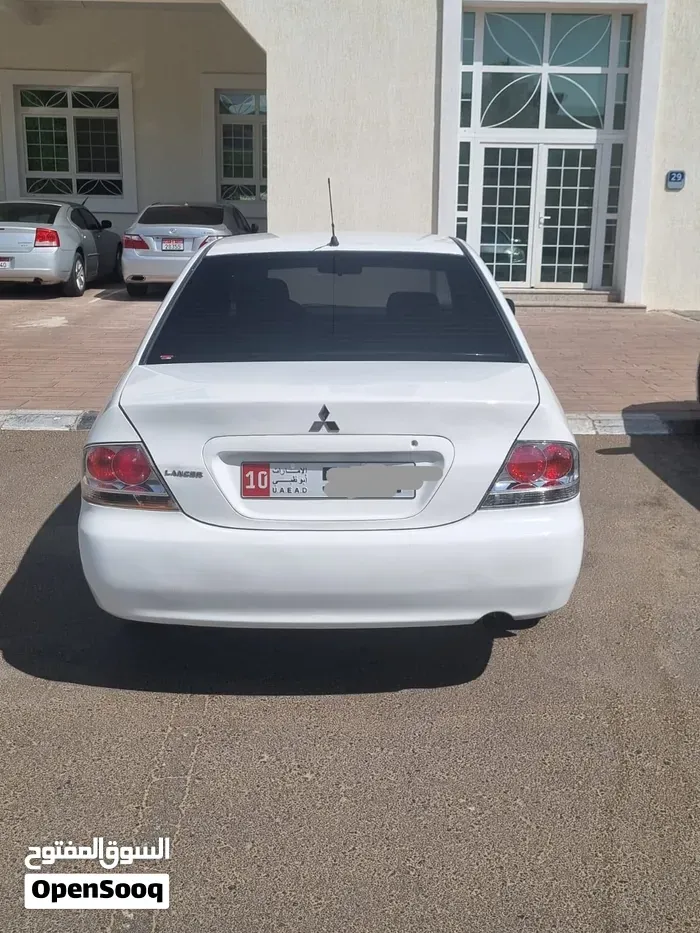 Mitsubishi Lancer 2010 photo 4